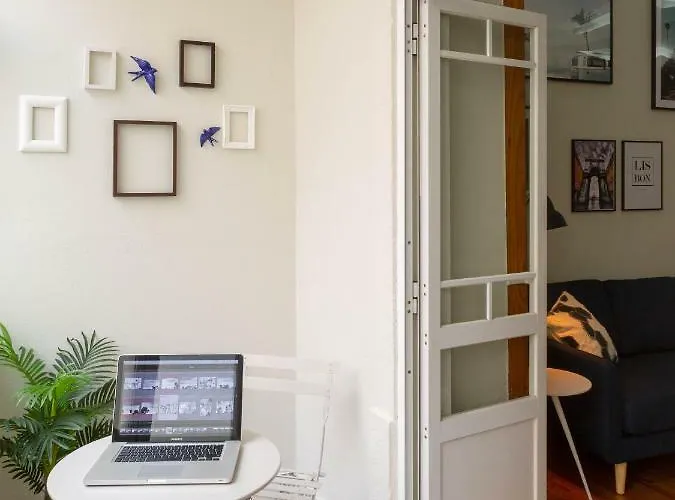 Alma De Santos Apartment Lisbon