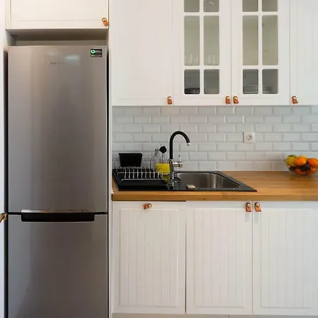 Alma De Santos Daire *