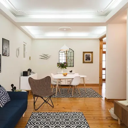 Alma De Santos Lisboa